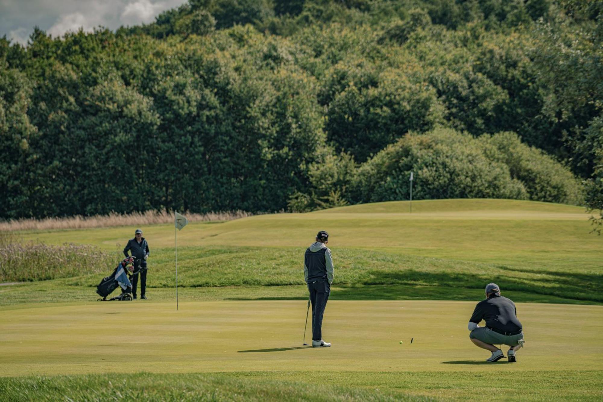 Tegelvillan Pa Golfbanan Oxie Екстер'єр фото